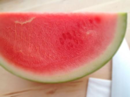 zumo de sandía sorbete recetas fáciles verano recetas fáciles para niños recetas fáciles frutas recetas dulces verano recetas delikatissen recetas con sandía receta fácil helado postres rojos postres con sandía postres con fruta polo sandía receta helado sandía dulces y helados delikatissen 