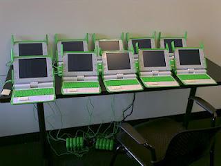 Tecnología y Desarrollo Educativo en los niños peruanos 2012. Acerca de un Estudio del B.I.D