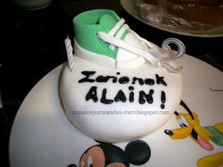 TARTA DE CUMPLE CON ZAPATILLA