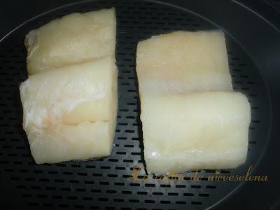 Bacalao con mayonesa de naranja y falso pilpil de patatas