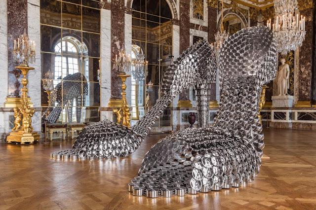 Joana Vasconcelos reina en Versailles