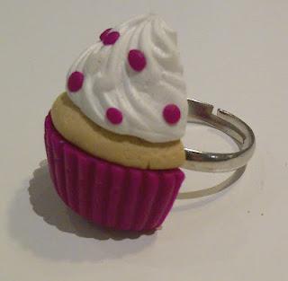 Creaciones a mano y sus dulces joyas