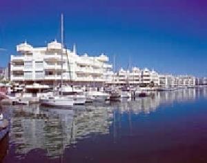 ENCUENTRO CON UN COCINERO ORIENTAL: NUESTRO AMIGO LEE (RESTAURANTE LA MARINA)