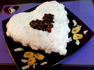 Corazón de coco y arándanos