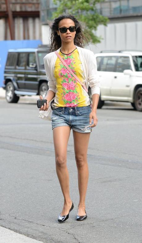 VISTE COMO LAS CELEBRITIES: ZOE SALDANA por New York!