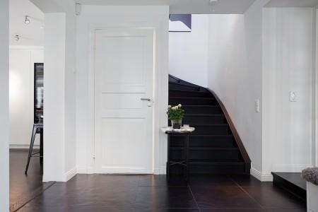 suelo madera negar suelo de caoba silla 7 siete arne jacobsen muebles fritz hansen muebles estilo escandinavo muebles de jardín decoración muebles de diseño lounge chair eames estilo nórdico diseño de terrazas diseño de interiores decorar casas decoración nórdica decoración escandinava decoración en blanco decoración de salones cocina decoración de interiores decoración de exteriores decoración de dormitorios cocinas blancas cocina moderna cocina con vistas cocina con isla cocina con barra cocina blanca blogs de decoración blog de decoración baño de diseño 