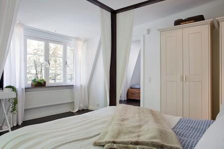 suelo madera negar suelo de caoba silla 7 siete arne jacobsen muebles fritz hansen muebles estilo escandinavo muebles de jardín decoración muebles de diseño lounge chair eames estilo nórdico diseño de terrazas diseño de interiores decorar casas decoración nórdica decoración escandinava decoración en blanco decoración de salones cocina decoración de interiores decoración de exteriores decoración de dormitorios cocinas blancas cocina moderna cocina con vistas cocina con isla cocina con barra cocina blanca blogs de decoración blog de decoración baño de diseño 