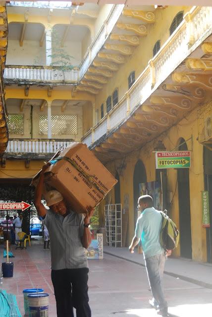 Un paseo matutino por Cartagena de Indias