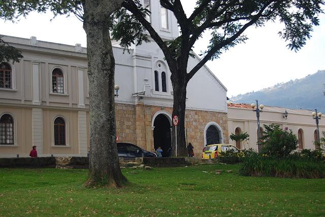 Paseo de domingo por Usaquén (Bogotá-Colombia)