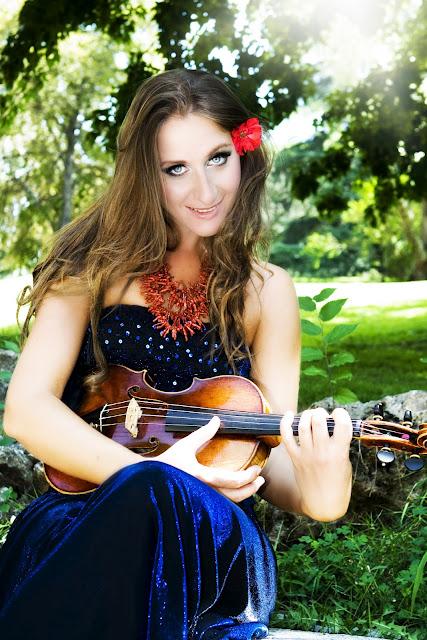 Elena Mikhailova y su violín
