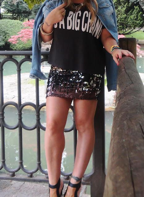 T SHIRT + PAILLETTES