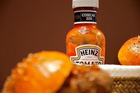 Hamburguesas gourmet con pistacho y gorgonzola en pan de tomate