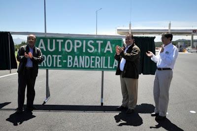 Dionisio Pérez Jácome, titular de la SCT y  el Presidente de México  Felipe Calderón,  inauguran la Autopista Perote-Banderilla en el estado de Veracruz,