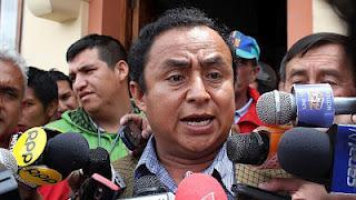 Santos accede a dialogar con el mediador propuesto por el Gobierno Santos accede a dialogar con el mediador propuesto por el Gobierno
