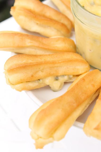Éclairs  con curd fruta de la pasion