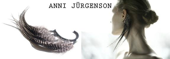 Ear cuff de plumas de Anni Jürgengson