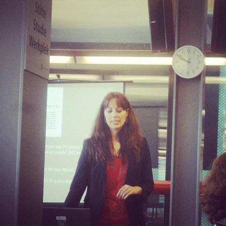 426904_395976617125166_550382536_n