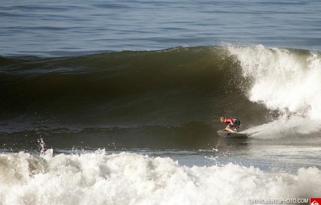 Hank Gaskell gana la Copa Quiksilver El Salvador 2012
