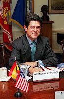 Operación Romeo – Sierra. Ocupación de una pequeña isla estúpida