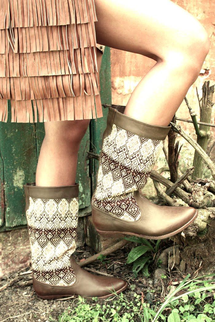 Ethnic boots