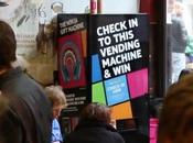 máquina expendedora regalo hacer checkin Foursquare