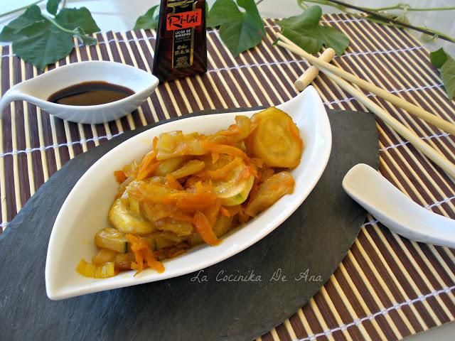 Salteado de verduras en salsa de soja