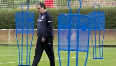 Locura en San Mamés: Bielsa, su autodenuncia y el facebook