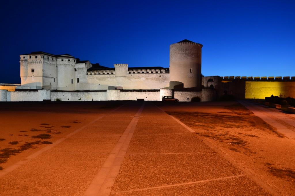 Castillo de Cuéllar, de noche