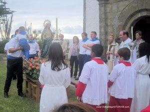 Procesion Virgen Guia Ribadesella 2012: Alabanzas ermita