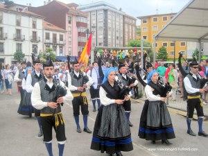 Procesion Marinera Virgen Guia Ribadesella 2012: Gaiteros