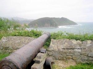 Ermita La Guía en Ribadesella: Cañones