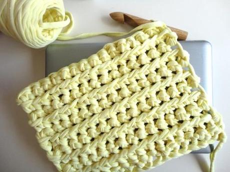 DIY tutorial para tejer a ganchillo o crochet XL con trapillo