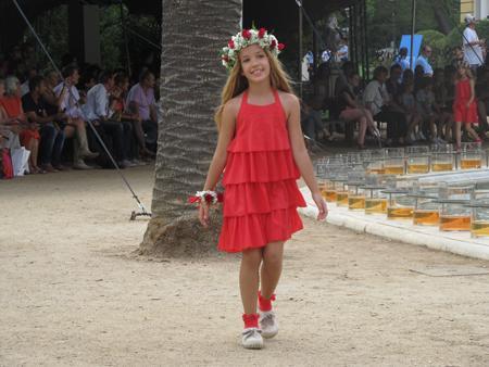 Bóboli y Condor desfilan en la pasarela 080