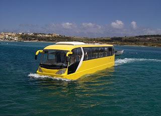 AUTOBÚS ANFIBIO!