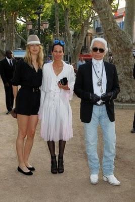 Diane Kruger, Vanessa Paradis, Karl Lagerfeld y otras celebrities juegan a los bolos en St. Tropez. Karl Lagerfeld film presentation party