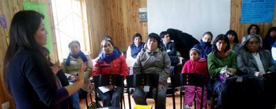 Analizan enfoque de género desde la perspectiva mapuche