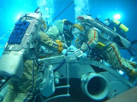 Estrenos de la Semana – 13 y 14 de Mayo del 2010 – “Robin Hood”, la última película de Ridley Scott, se anticipó a los estrenos del viernes… Estrenos de la Semana – 13 y 14 de Mayo del 2010 – “Robin Hood”, la última película de Ridley Scott, se anticipó a los estrenos del viernes…