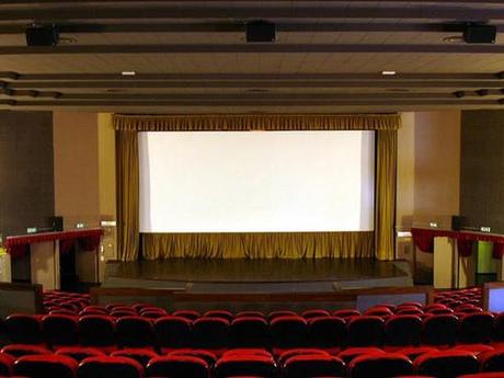 Estrenos de la Semana – 13 y 14 de Mayo del 2010 – “Robin Hood”, la última película de Ridley Scott, se anticipó a los estrenos del viernes… Estrenos de la Semana – 13 y 14 de Mayo del 2010 – “Robin Hood”, la última película de Ridley Scott, se anticipó a los estrenos del viernes…