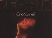 "Powerful People" (1974) compositor vocalista canadiense Gino Vannelli.