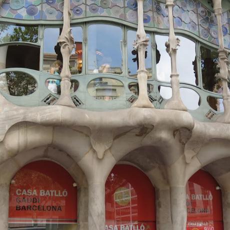 De rebajas por Passeig de Gràcia