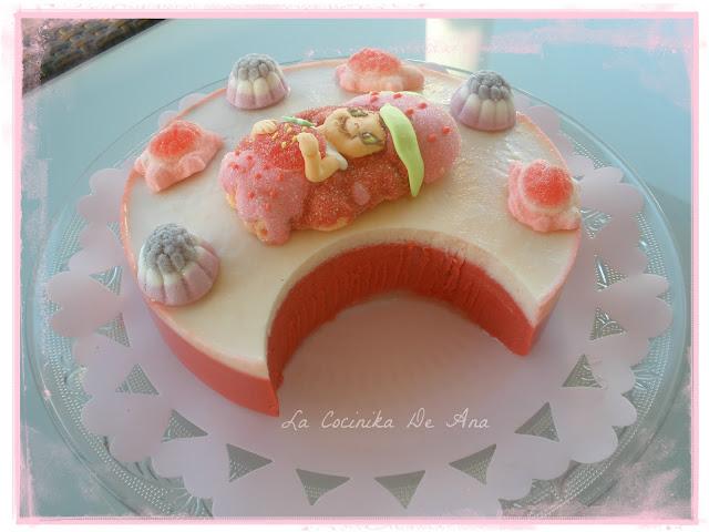 Tarta de queso con arandanos y frambuesas