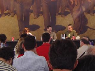 Primero, en Internet (Especial Semana Negra de Gijón .- Crónica de la presentación cruzada de 'Realidad aumentada', de Bruno Nievas, y 'Niños feroces, de Lorenzo Silva)