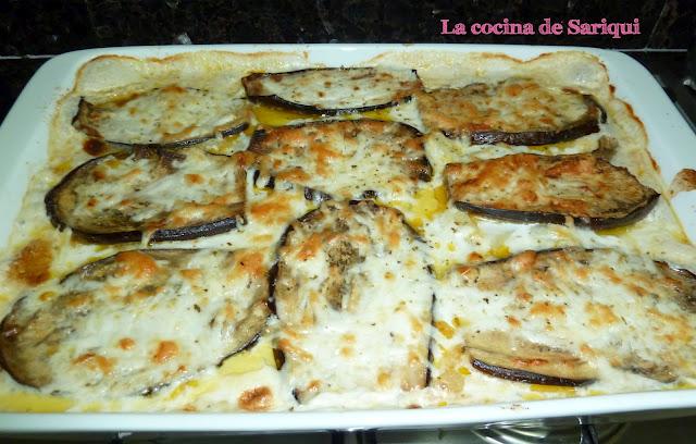 Cena entre amigos y mi segunda Moussaka