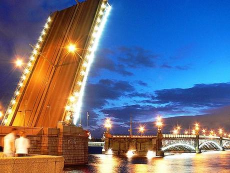 Puente del Palacio, San Petersburgo (Rusia) 50 puentes del mundo