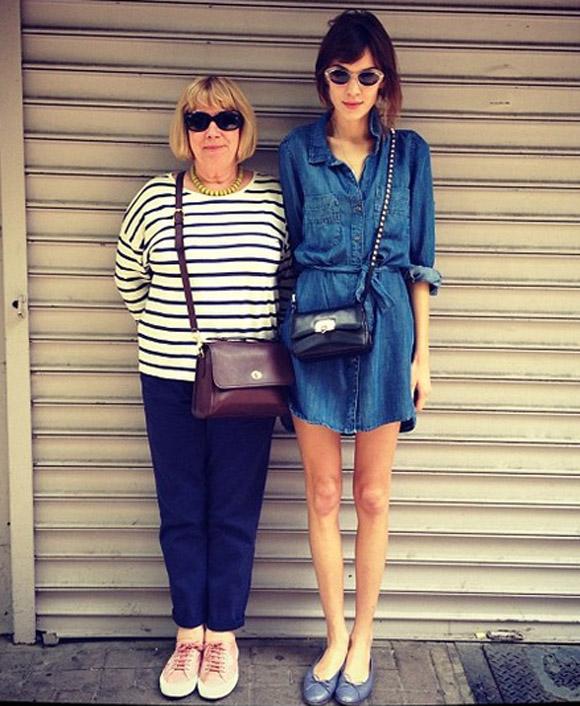 DENIM DRESS: COOL & FRESH