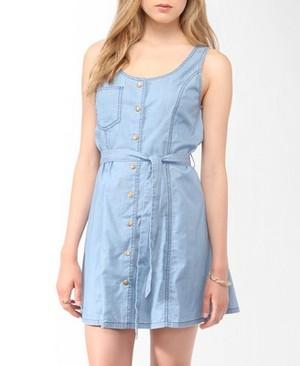 DENIM DRESS: COOL & FRESH