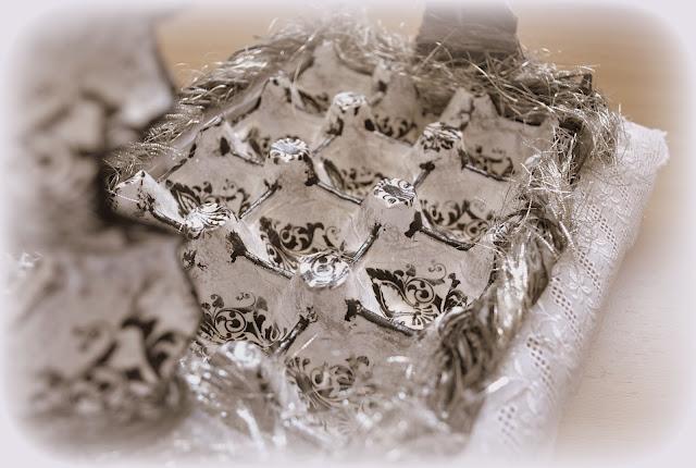 Decoración de caja de cartón de huevos (Convertidas en cestas para recuerdos)