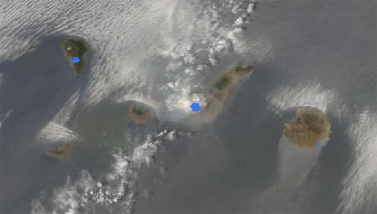 Imagen satélite (17.07.2012) de los incendios en Canarias