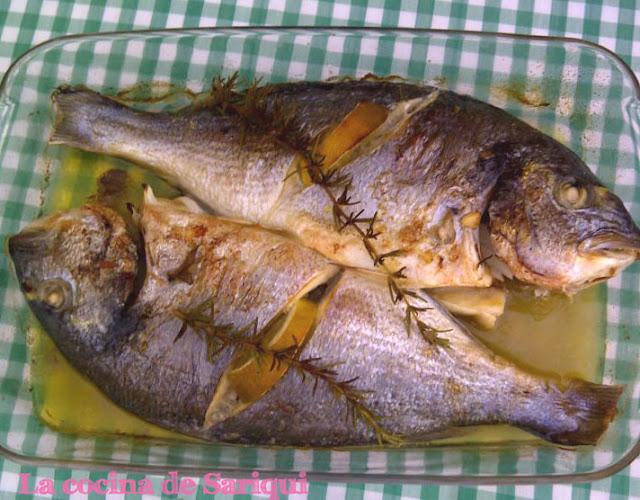 Dorada al horno al romerito