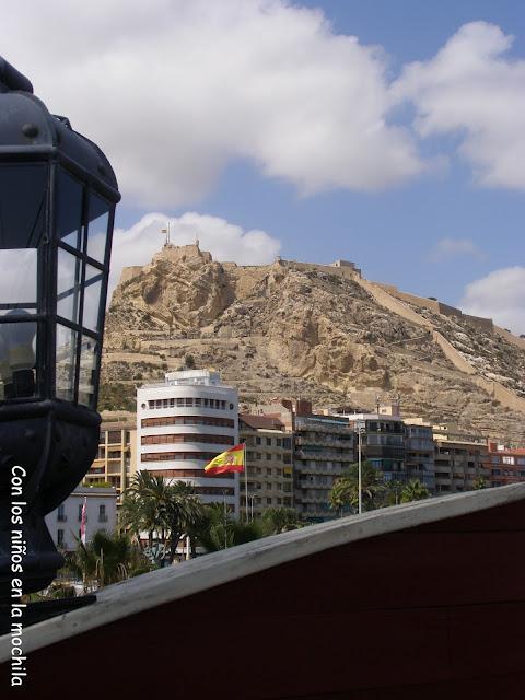 Visita al galeón Santísima Trinidad en Alicante